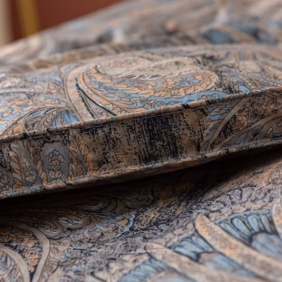 Fabricante de edredão de penas de pato de luxo, inserção de edredão de penas de pato por atacado, edredão de cama doméstica de qualidade premium, edredão de penas de design impresso personalizado